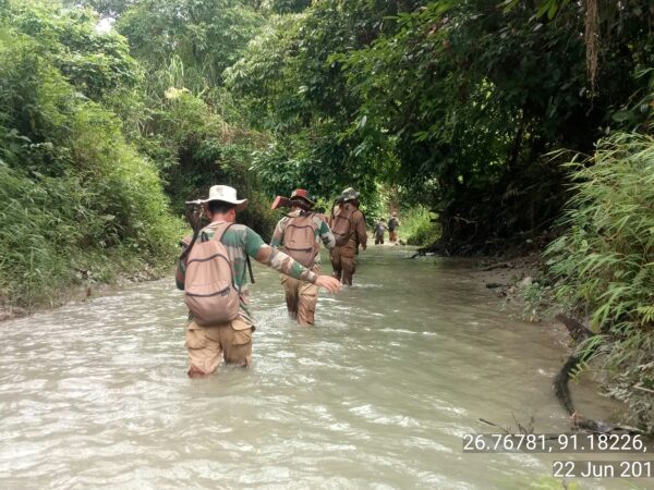 Patrol by forest staff trained in advance tectical patrol